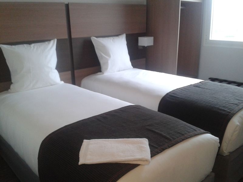 Dios Hotel Bruguieres Bagian luar foto