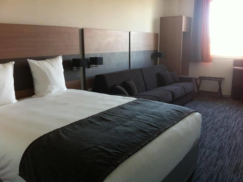 Dios Hotel Bruguieres Bagian luar foto